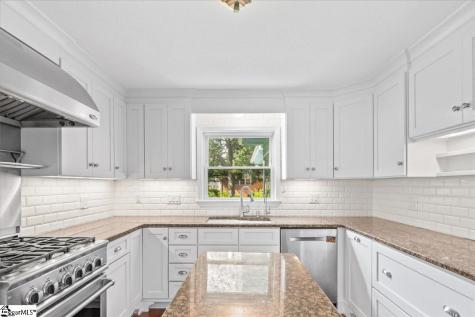 136 Shannon Lake Circle Greenville SC 29615