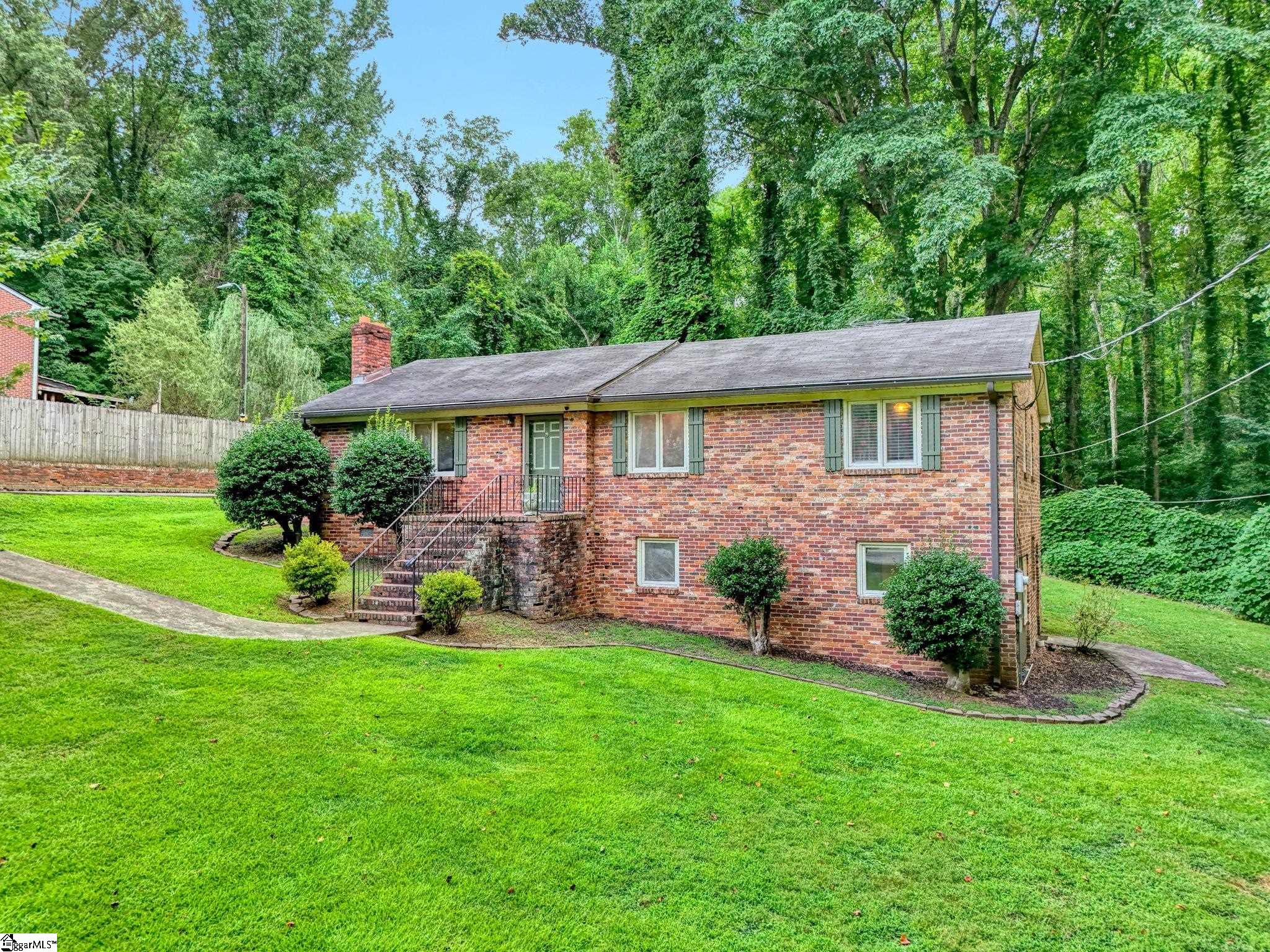 7 River Oaks Drive Greenville SC 29601