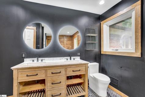 7 River Oaks Drive Greenville SC 29601