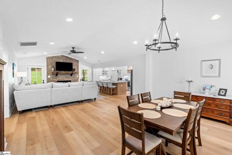 406 Huntington Road Easley SC 29642