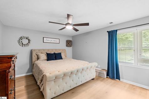 406 Huntington Road Easley SC 29642