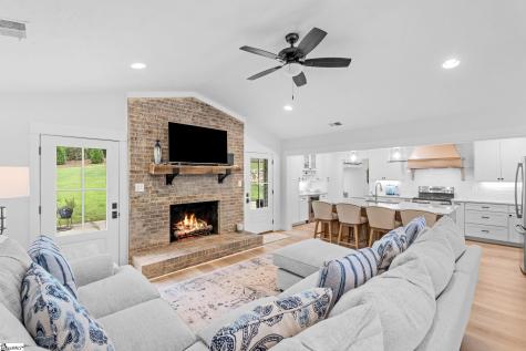 406 Huntington Road Easley SC 29642