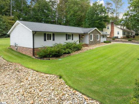 406 Huntington Road Easley SC 29642