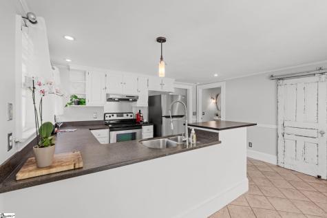 220 Buist Avenue Greenville SC 29609