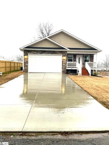 108 Longshore Drive Belton SC 29627