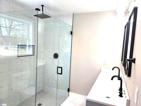 108 Longshore Drive Belton SC 29627