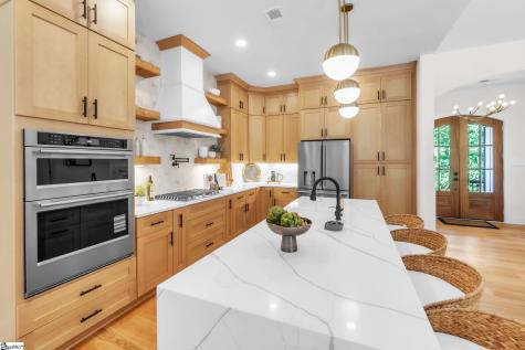 574 Paramount Drive Seneca SC 29678