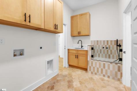 574 Paramount Drive Seneca SC 29678