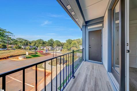 9 Hawthorne Lane Greenville SC 29605