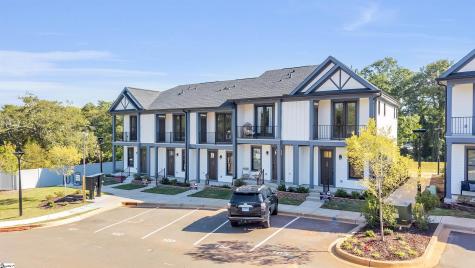 9 Hawthorne Lane Greenville SC 29605