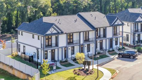 9 Hawthorne Lane Greenville SC 29605
