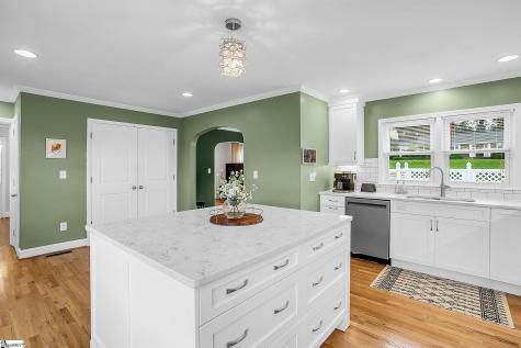 14 Midland Street Greenville SC 29607