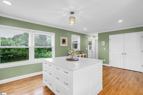 14 Midland Street Greenville SC 29607