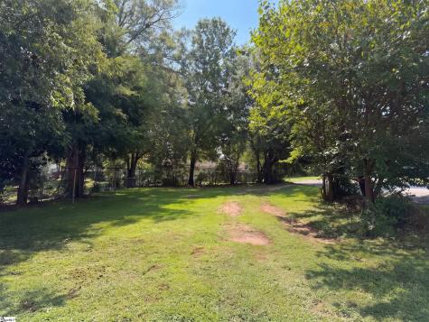 946 N Logan Street Gaffney SC 29341