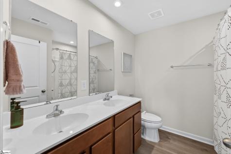 2034 Evanston Drive Wellford SC 29384