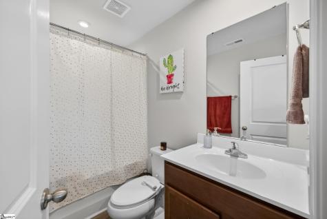 2034 Evanston Drive Wellford SC 29384
