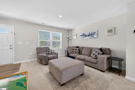 2034 Evanston Drive Wellford SC 29384