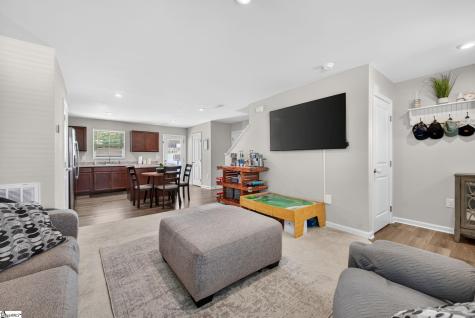 2034 Evanston Drive Wellford SC 29384