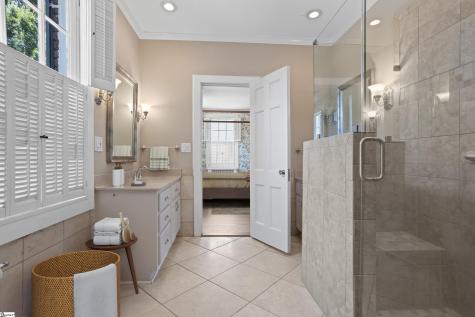 517 Mcdaniel Avenue Greenville SC 29601