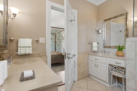 517 Mcdaniel Avenue Greenville SC 29601