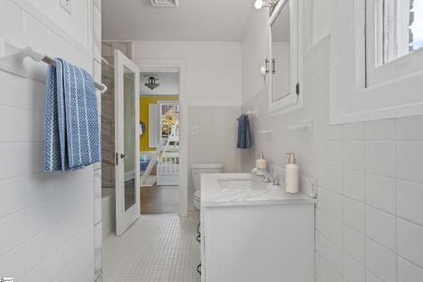 517 Mcdaniel Avenue Greenville SC 29601