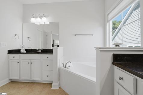 7 Wiscasset Way Greenville SC 29615