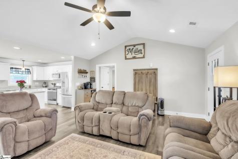 437 Cherokee Creek Road Gaffney SC 29341