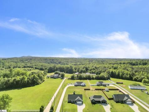 437 Cherokee Creek Road Gaffney SC 29341
