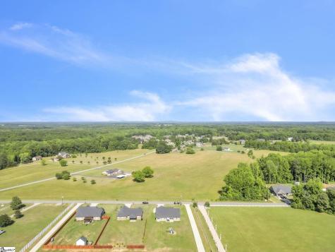437 Cherokee Creek Road Gaffney SC 29341