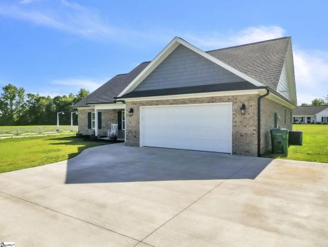 437 Cherokee Creek Road Gaffney SC 29341
