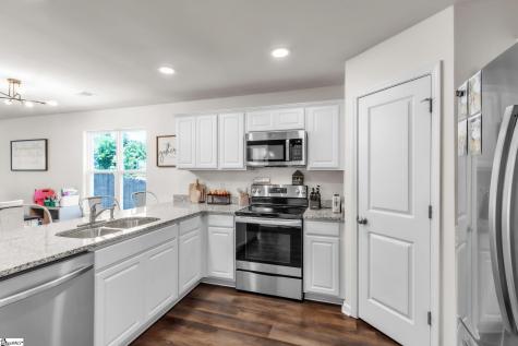 1216 Paramount Drive Lyman SC 29365