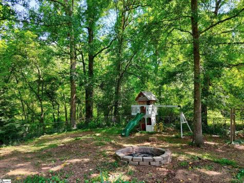 301 Mountain View Court Greenville SC 29611