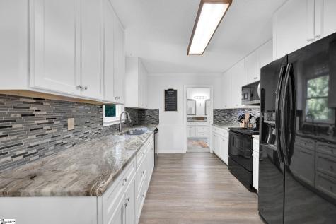 301 Mountain View Court Greenville SC 29611