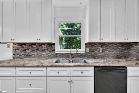 301 Mountain View Court Greenville SC 29611