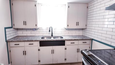 608 W Buford Street Gaffney SC 29341