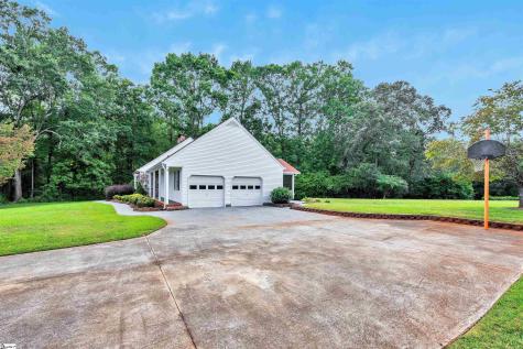 819 J C Cooper Road Fountain Inn SC 29644