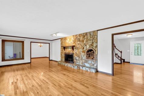 819 J C Cooper Road Fountain Inn SC 29644