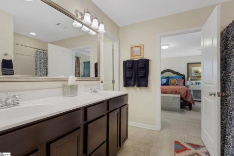 273 Stonewood Crossing Drive Boiling Springs SC 29316