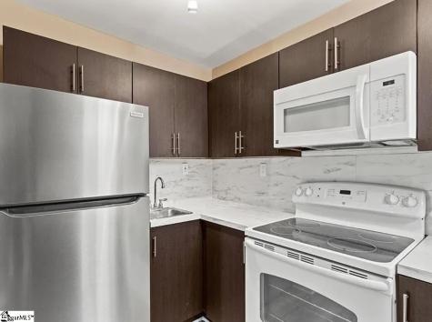 11 Lynhurst Drive Greenville SC 29611
