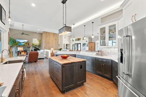 1133 Altamont Road Greenville SC 29609