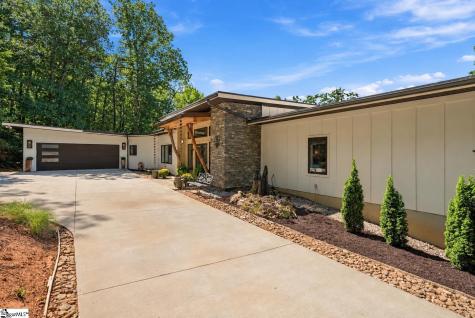 1133 Altamont Road Greenville SC 29609