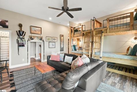 1133 Altamont Road Greenville SC 29609