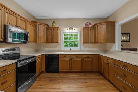 123 Grand Summit Drive Seneca SC 29672