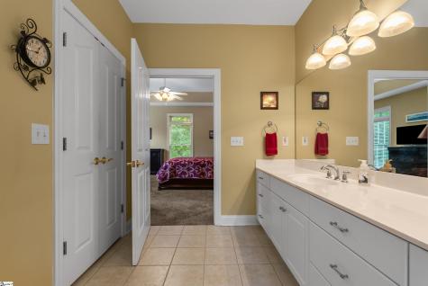 123 Grand Summit Drive Seneca SC 29672