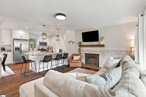 30 Lisa Drive Greenville SC 29615