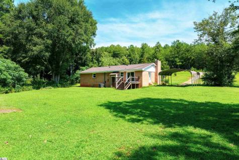 2428 Mt. Lebanon Road Buffalo SC 29321