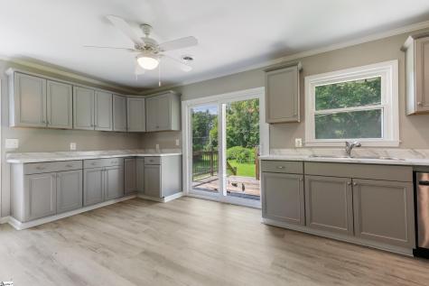 2428 Mt. Lebanon Road Buffalo SC 29321
