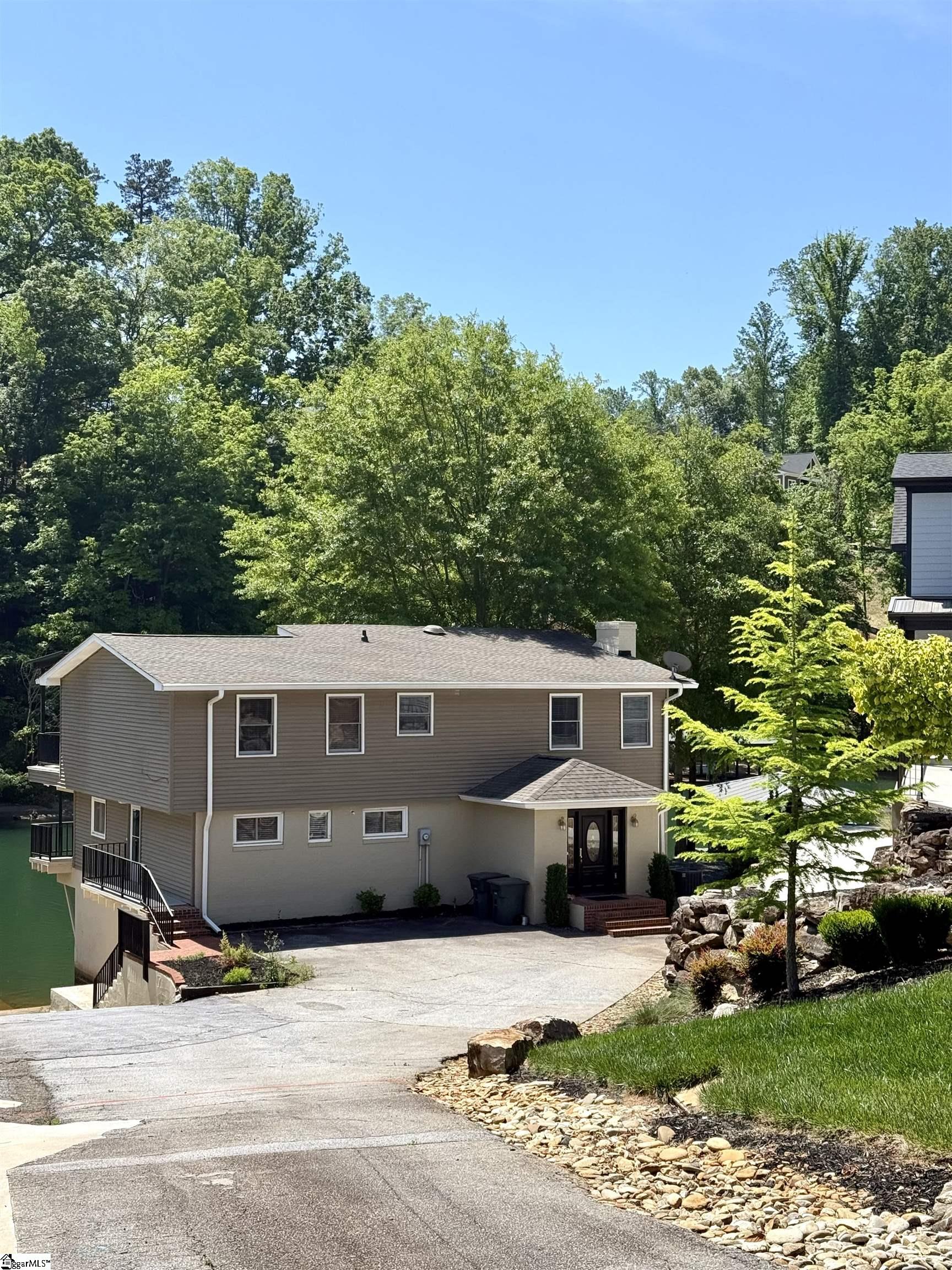 1200 Loran Pointe Circle Seneca SC 29672