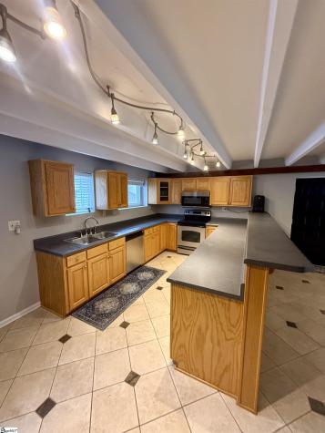 1200 Loran Pointe Circle Seneca SC 29672