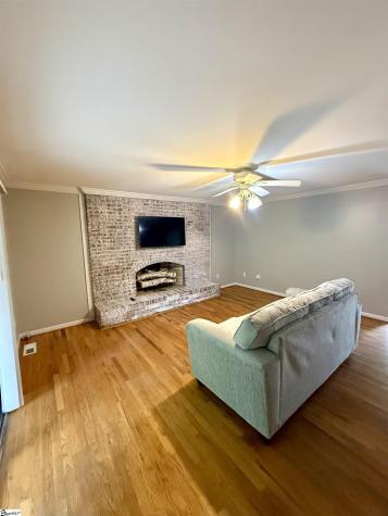 1200 Loran Pointe Circle Seneca SC 29672
